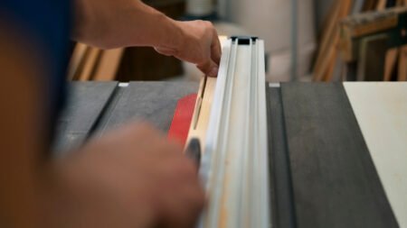 Tout savoir sur les extrudeurs PVC pour les professionnels du bâtiment